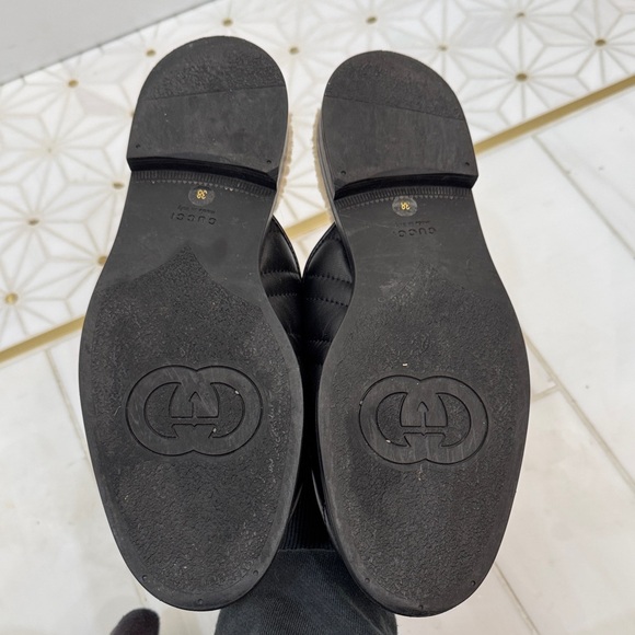 Gucci Black Quilted Leather Slippers with Brushed Gold Gucci Logo - Picture 8 of 9